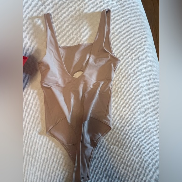 Abercrombie Bodysuit - Picture 2 of 2